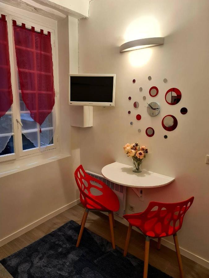 Appartement Au Coeur Du Paris. *