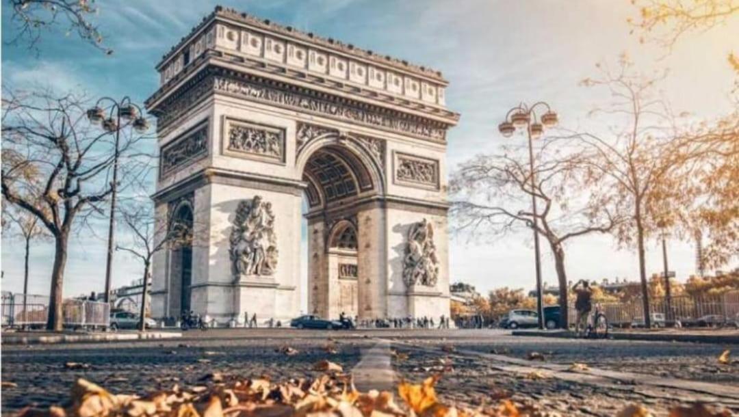 Appartement Au Coeur Du Paris. Parijs